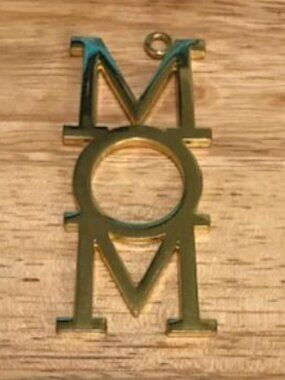 MOM Keychain Gold Tone